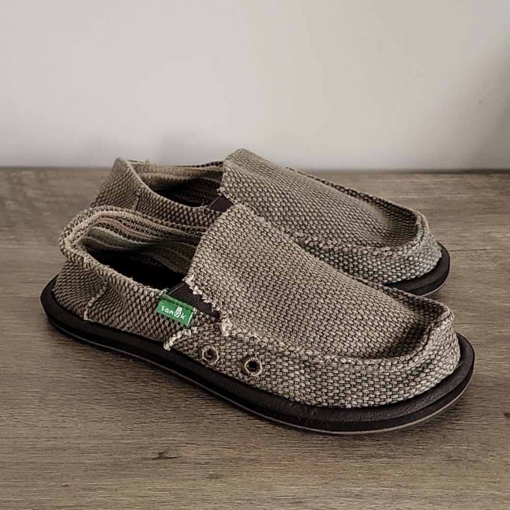 Boys Sanuk Slip on shoes